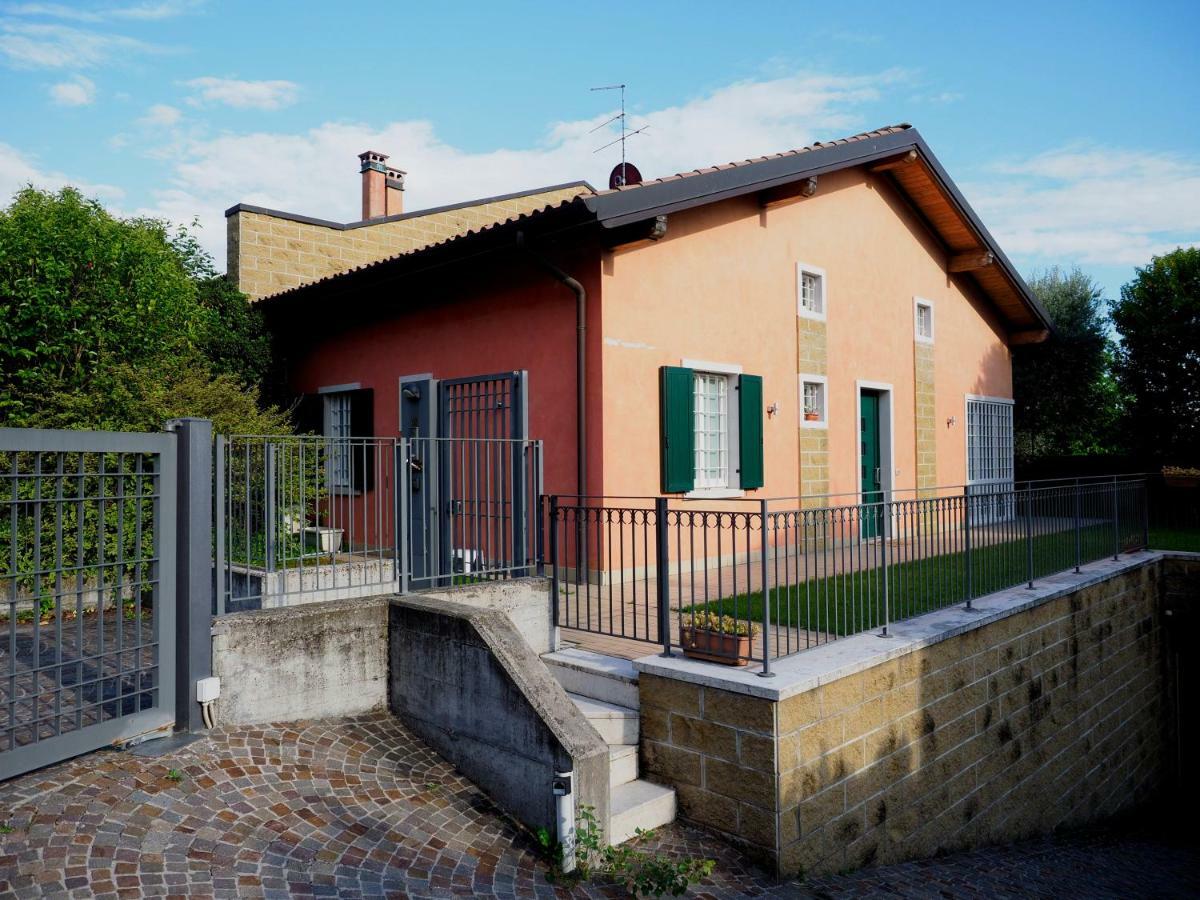 Casa Vacanze Stefy Pescantina Bagian luar foto